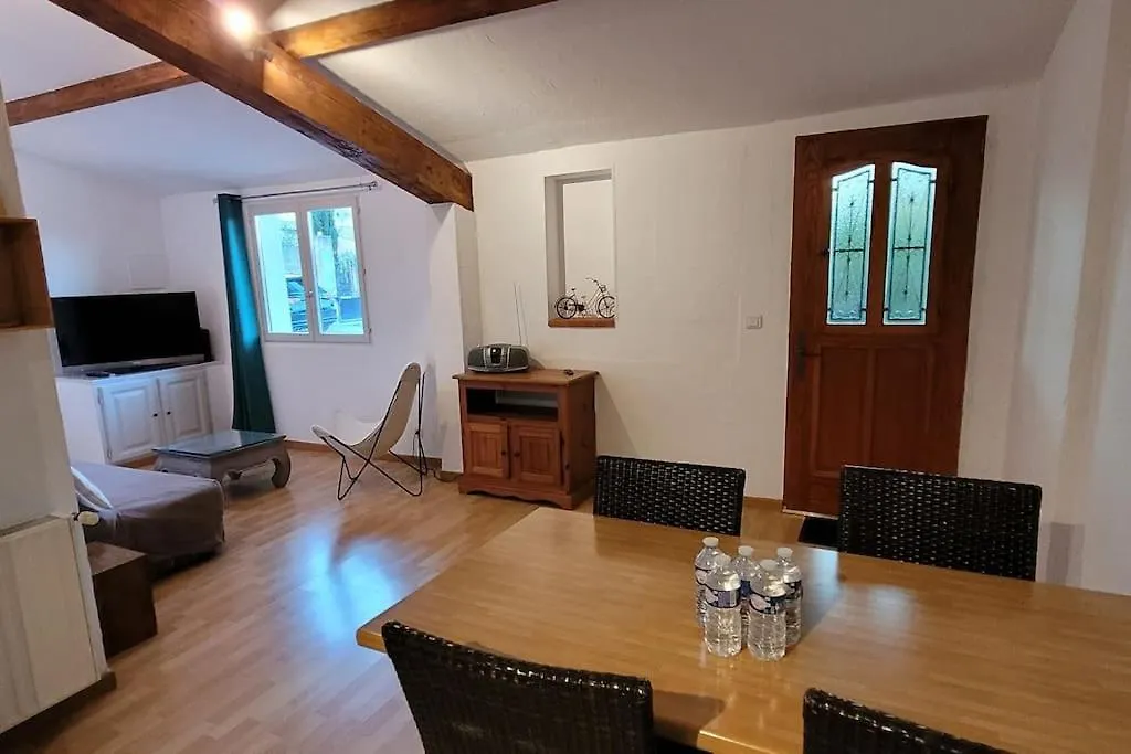 Appartement dans une villa au cœur de la Provence Trans-en-Provence